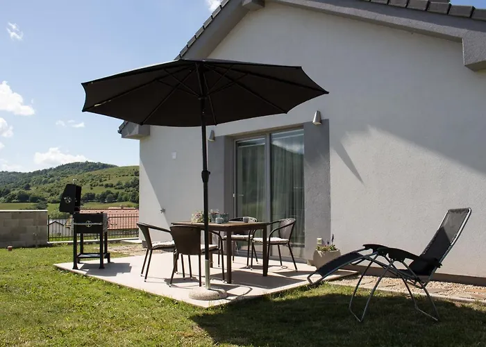 Dom Pod Sitnom Σπίτι διακοπών